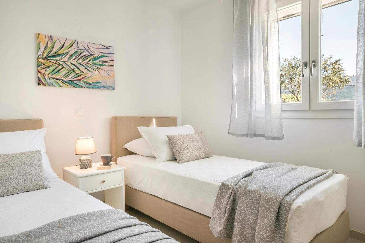 Apollonides Seafront Villa1 Aoede Lixouri Zewnętrze zdjęcie