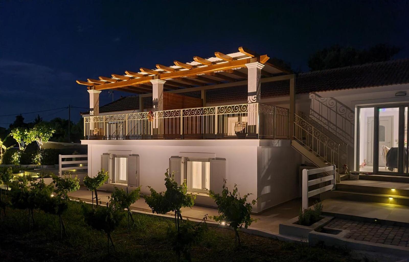 Apollonides Seafront Villa1 Aoede Lixouri Zewnętrze zdjęcie